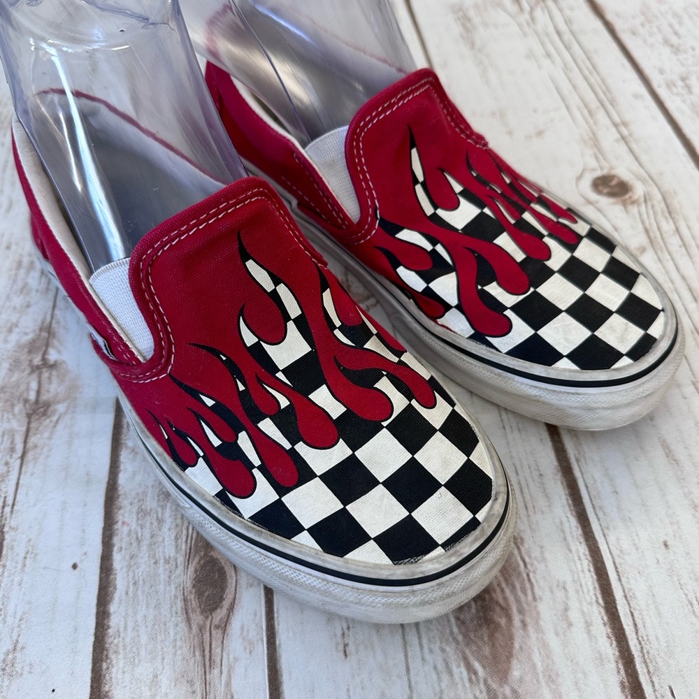 Vans classic slip-on black white checkered with red flame Women’s 7.5 M 6.0